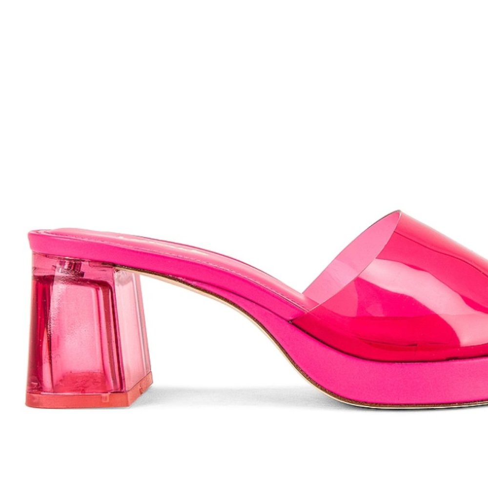 Larroude Jenn Lucite Sandal in pink - size 8